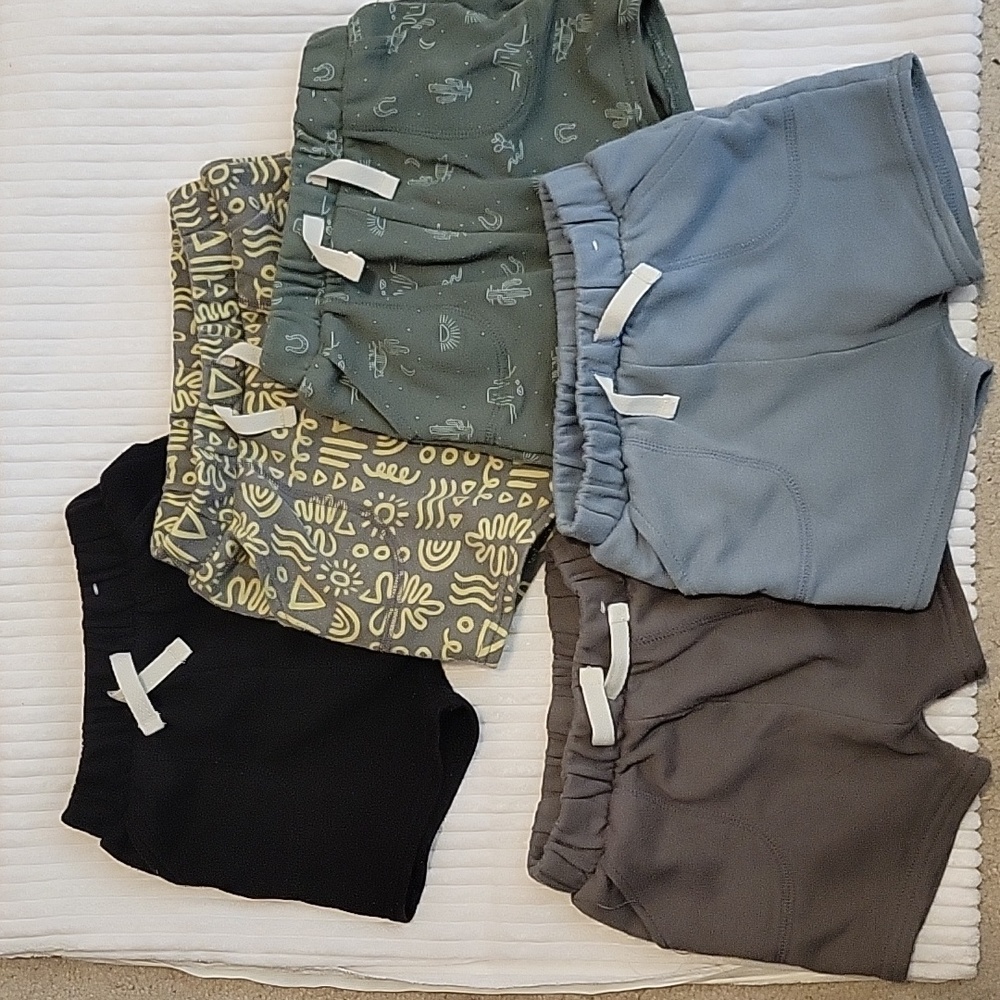 Baby shorts size 24month